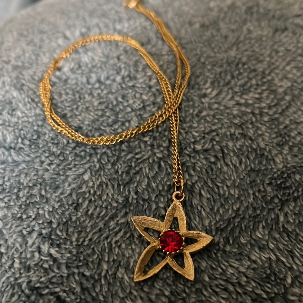 Vintage 1980s Gold Tone Chain Necklace with Star & Faux Ruby Birthstone Pendant